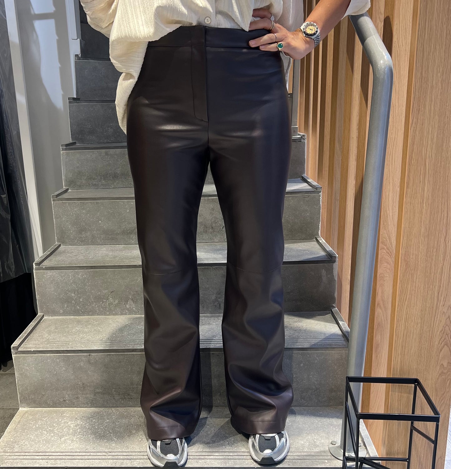 Pantalon ROBYN similicuir Choco