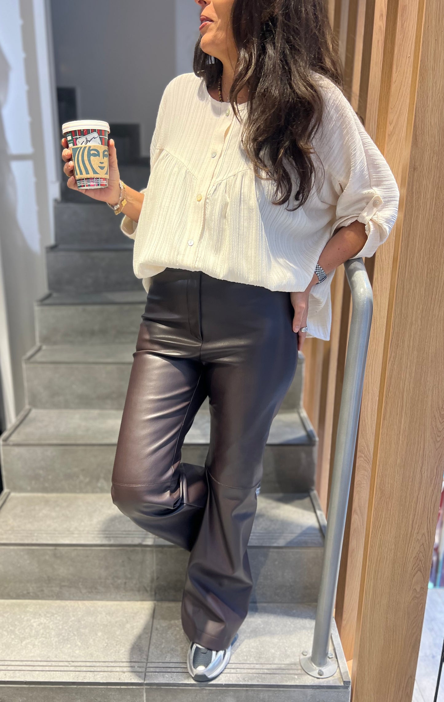 Pantalon ROBYN similicuir Choco