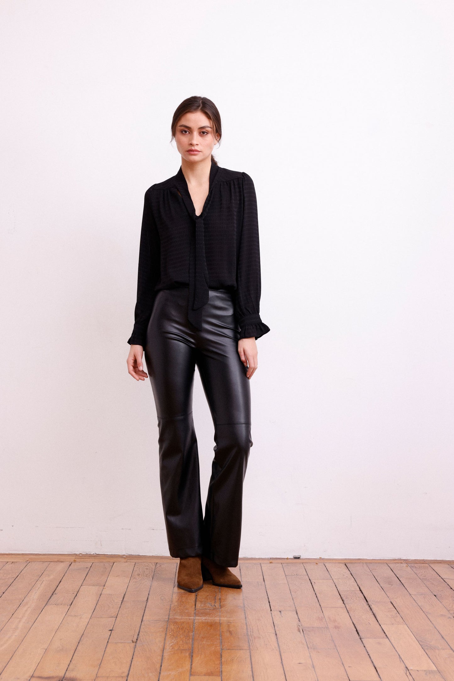 Pantalon ROBYN similicuir noir